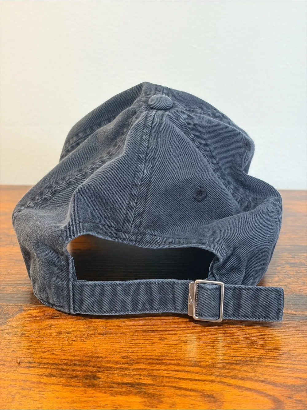 Nike Men's Washed Black Cotton Baseball Cap with Embroidered Logo